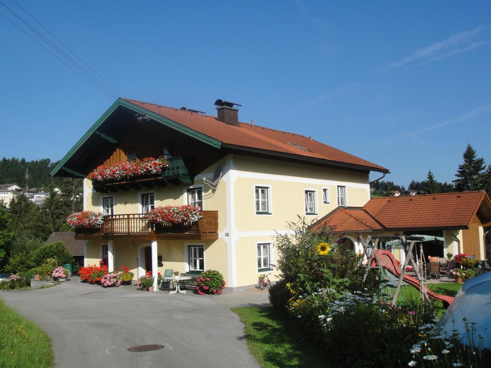 Ferienwohnung Haus Lehen Санкт-Коломан Экстерьер фото